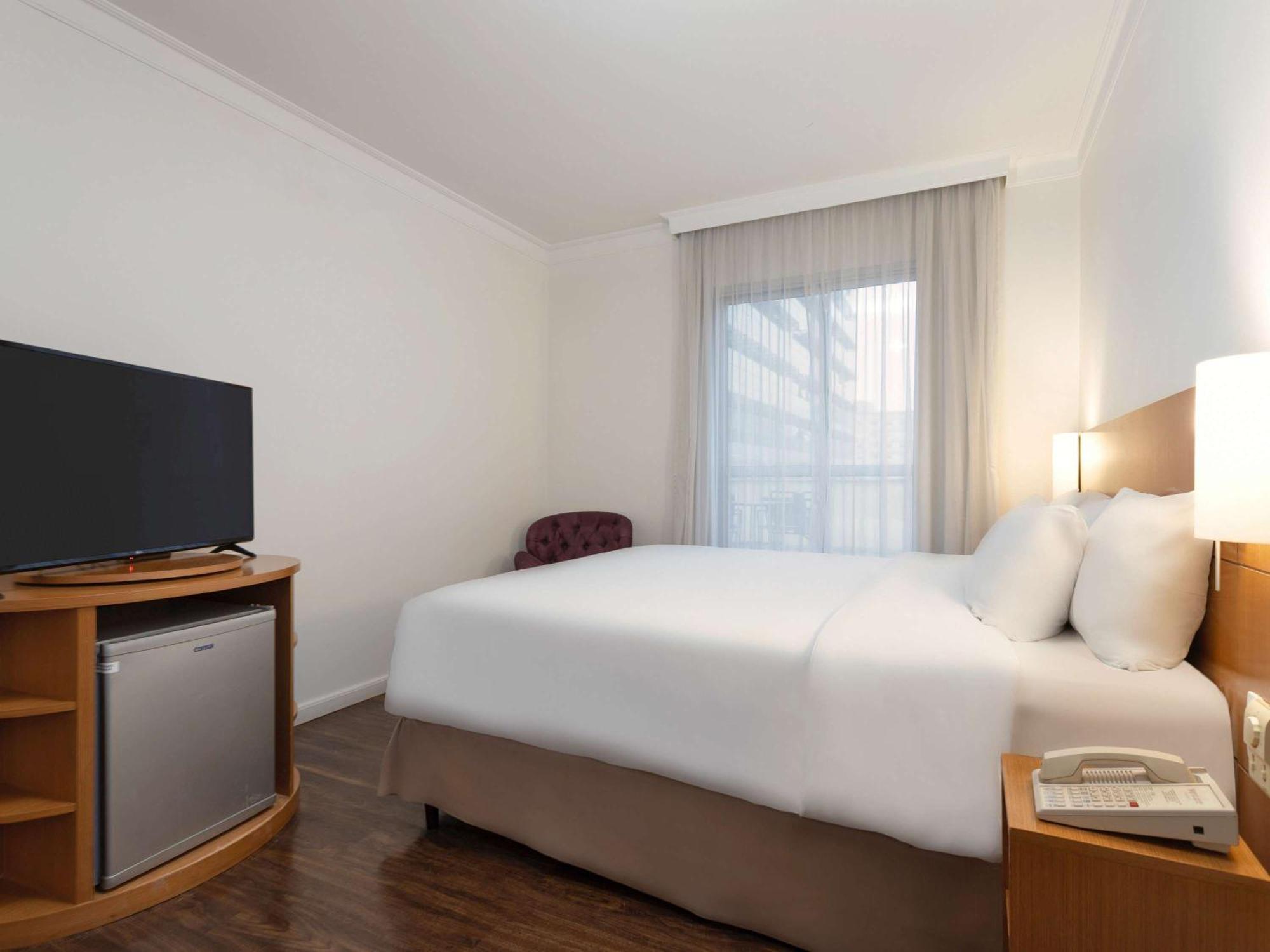 Mercure Paulista Hotel 4*